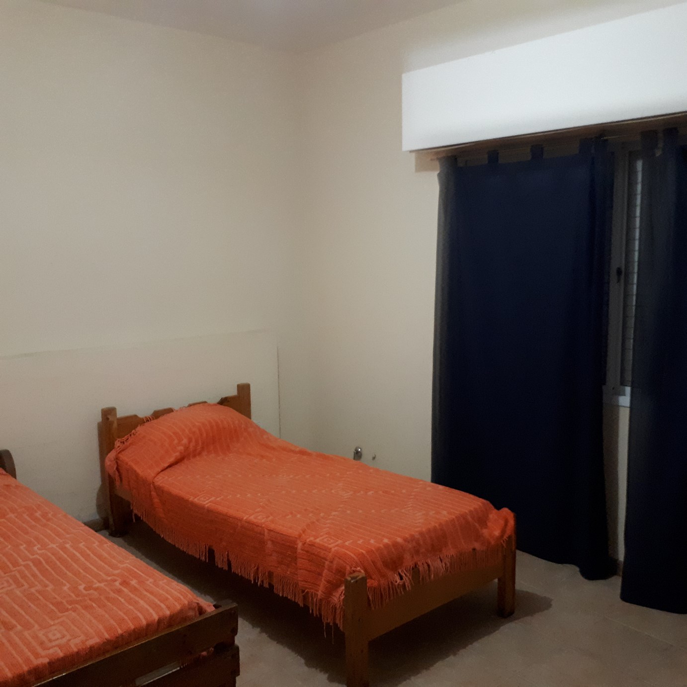 Se vende casa en Riestra, excelente ubicacion, amplios ambientes