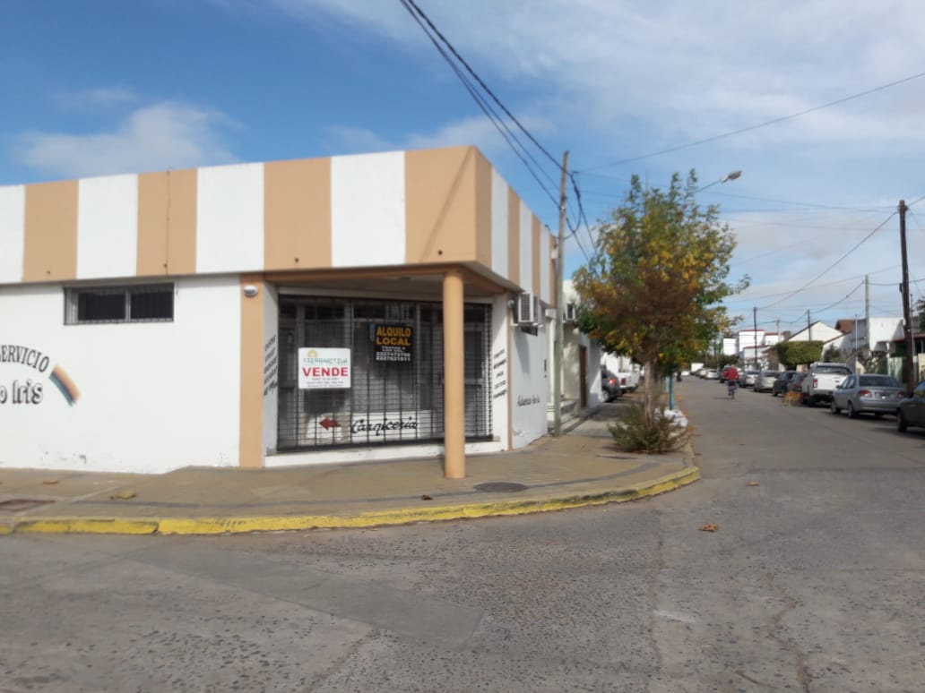 Local en zona céntrica de Roque Pérez, pcia de Bs As.