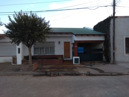 Casa en Roque Pérez Pcia. Bs. As.